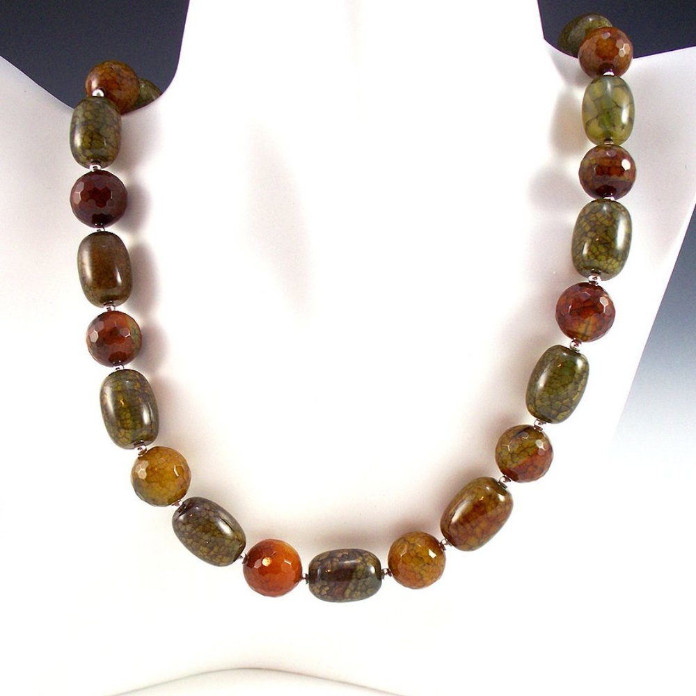 Crackle Agate and Stelring Silver Necklace